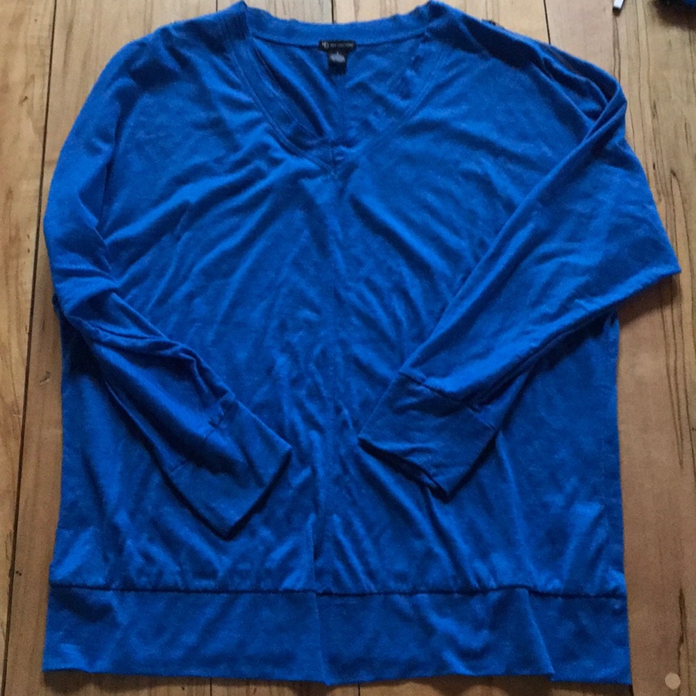 Blue top